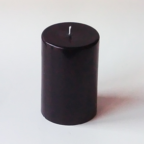 Bougie pilier noir 1